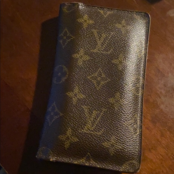 Louis Vuitton Accessories - Authentic Louis Vuitton Checkbook/Card wallet